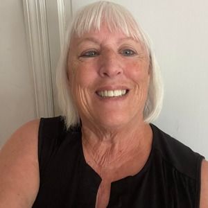 Meet your Posher, Liz